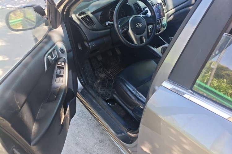 Used Kia Forte 2011 1.6L MT GL Driver Seat