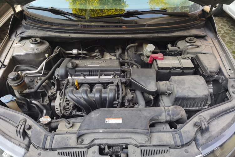 Used Kia Forte 2011 1.6L MT GL Engine Bay