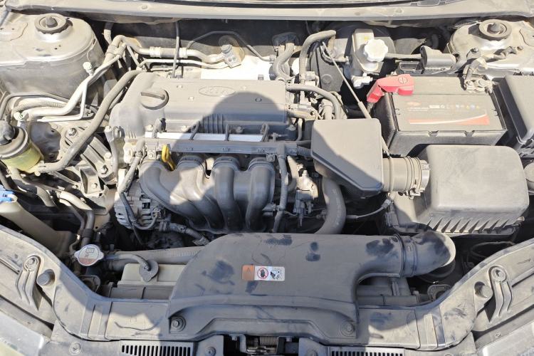 Used Kia Forte 2011 1.6L MT GLS Engine Bay