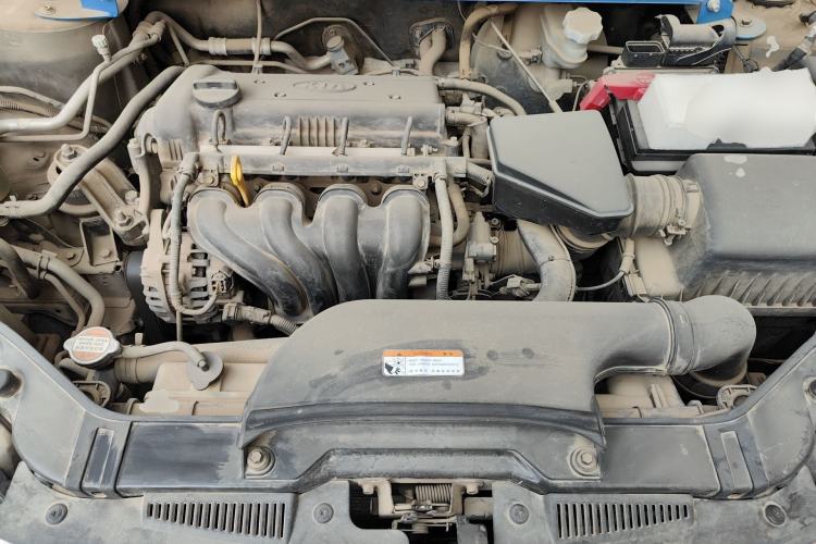 Used Kia Forte 2011 1.6L MT GL Engine Bay