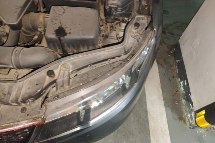 Used Kia Forte 2011 1.6L MT GL Engine Bay Left