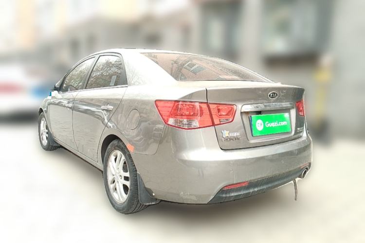 Used Kia Forte 2011 1.6L AT Premium Exterior 3