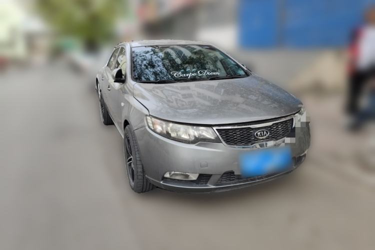 Used Kia Forte 2011 1.6L MT GL Front Right 45 Deg