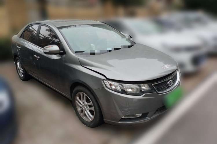 Used Kia Forte 2011 1.6L AT Premium Front Right 45 Deg