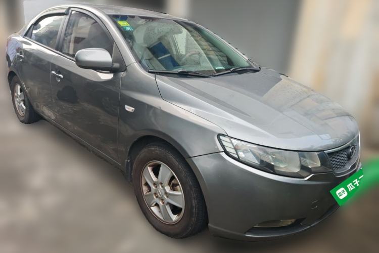 Used Kia Forte 2011 1.6L MT GL Front Right 45 Deg