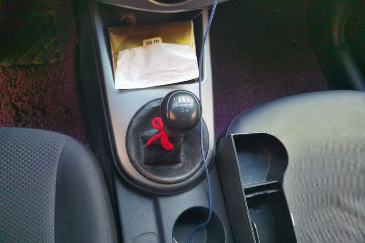 Used Kia Forte 2011 1.6L MT GL Gear Lever