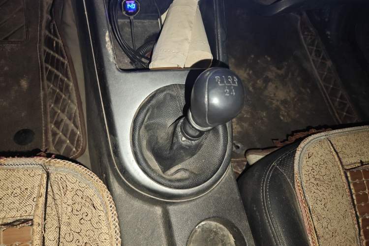 Used Kia Forte 2011 1.6L MT GL Gear Lever