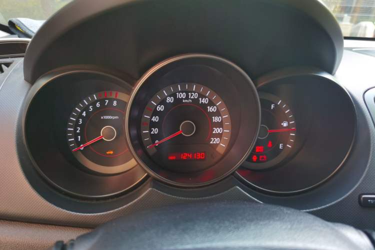 Used Kia Forte 2011 1.6L MT GL Instrument Cluster