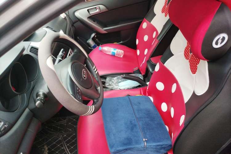 Used Kia Forte 2011 1.6L AT Premium Left Front Seat