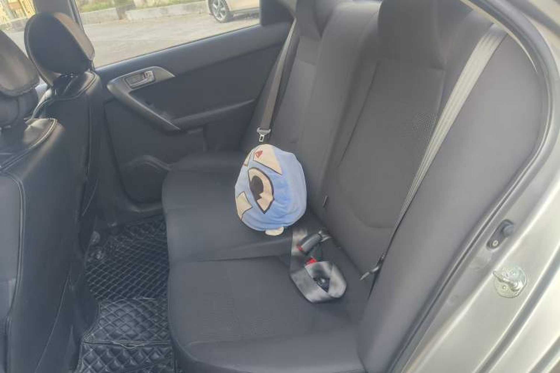 Used Kia Forte 2011 1.6L MT GL Left Rear Seat