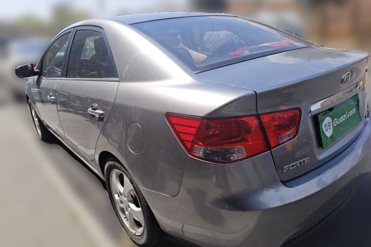 Used Kia Forte 2011 1.6L MT GLS Rear Left 45 Deg