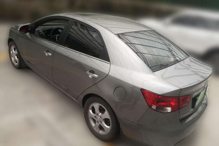 Used Kia Forte 2011 1.6L MT GLS Rear Left 45 Deg