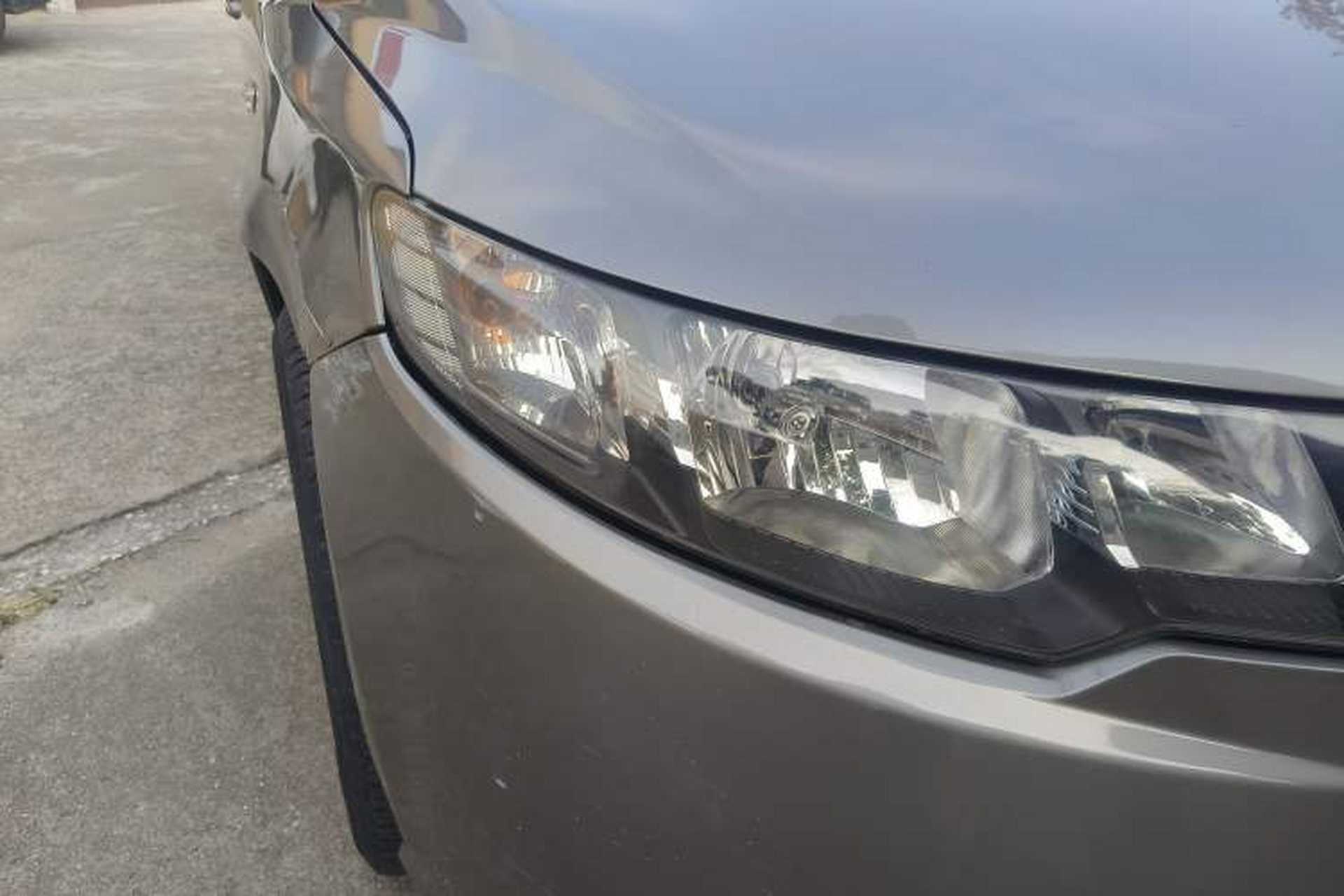 Used Kia Forte 2011 1.6L MT GL Right Front Headlight
