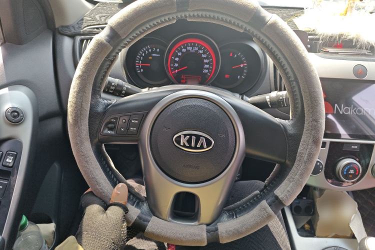 Used Kia Forte 2011 1.6L MT GLS Steering Wheel