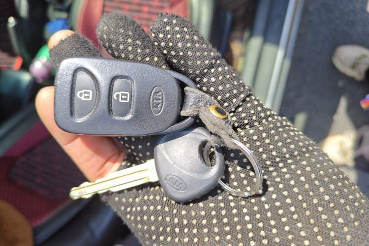 Used Kia Forte 2011 1.6L MT GLS Vehicle Key