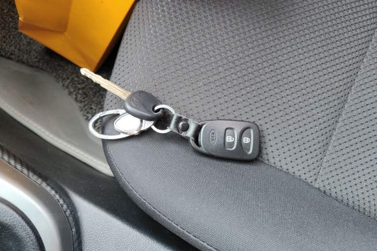 Used Kia Forte 2011 1.6L MT GL Vehicle Key