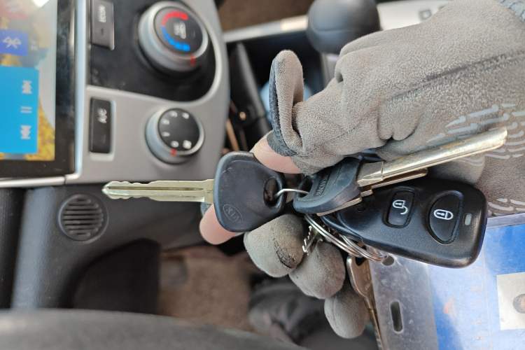 Used Kia Forte 2011 1.6L AT GL Vehicle Key