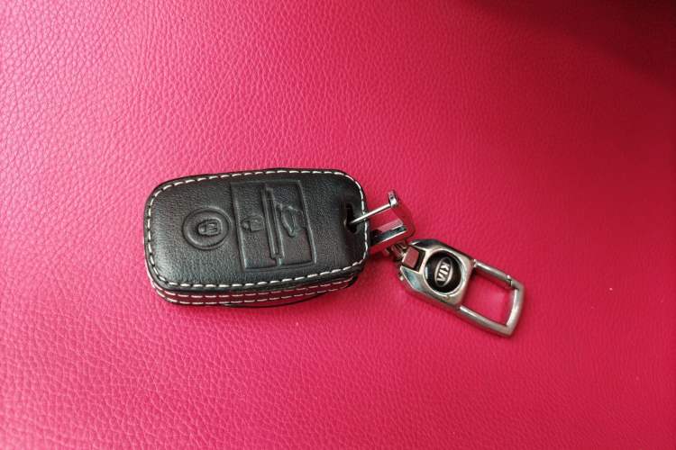 Used Kia Forte 2011 1.6L AT Premium Vehicle Key