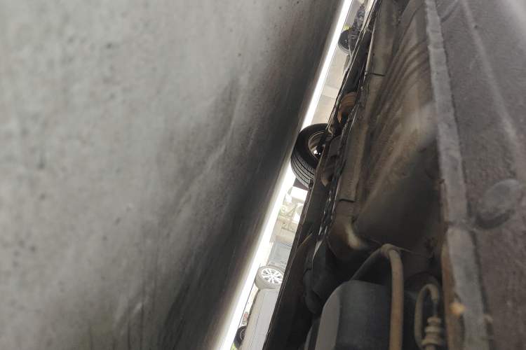 Used Kia Forte 2011 1.6L AT Premium Chassis Rear Left