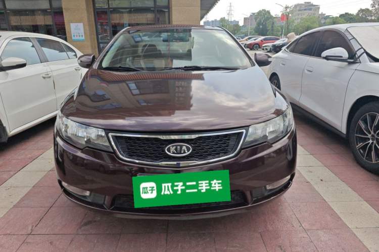Used Kia Forte 2011 1.6L AT Premium Front