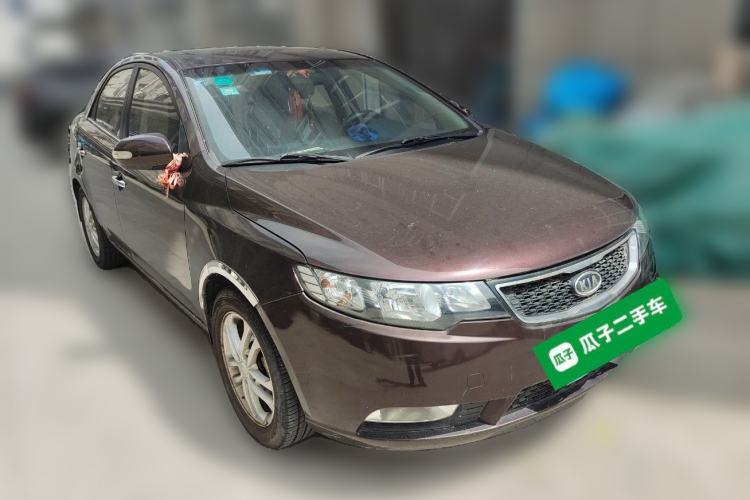 Used Kia Forte 2011 1.6L AT Premium Front Right 45 Deg