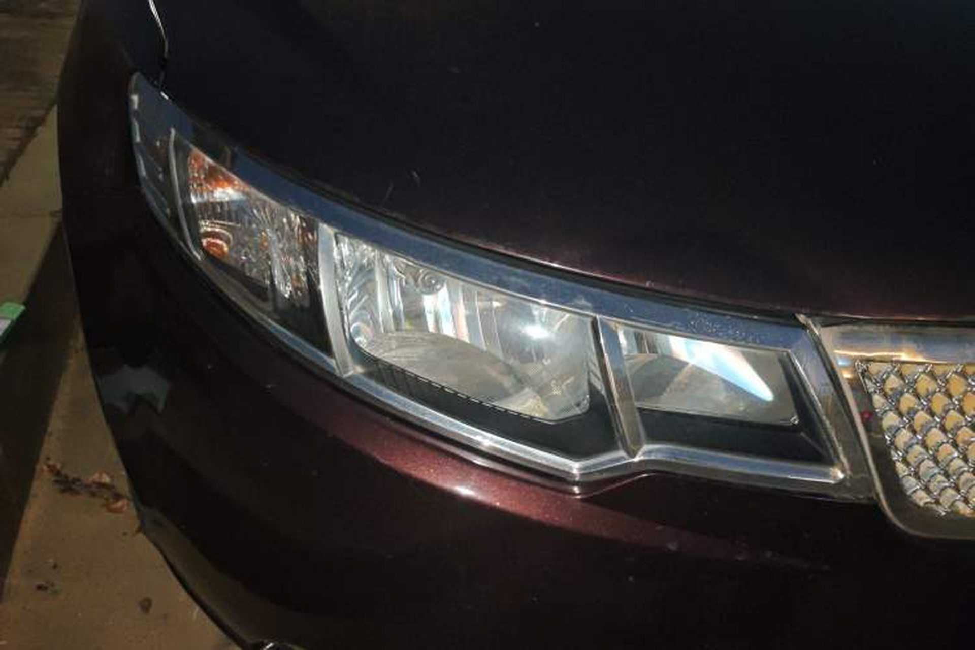 Used Kia Forte 2011 1.6L AT GL Right Front Headlight