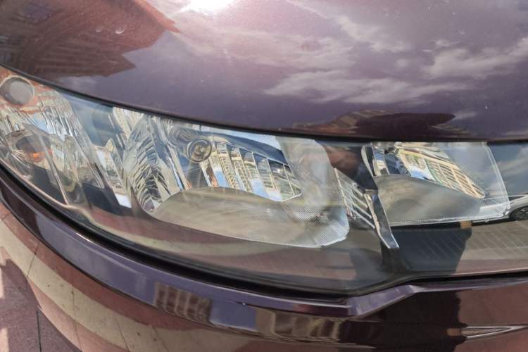 Used Kia Forte 2011 1.6L AT Premium Right Front Headlight