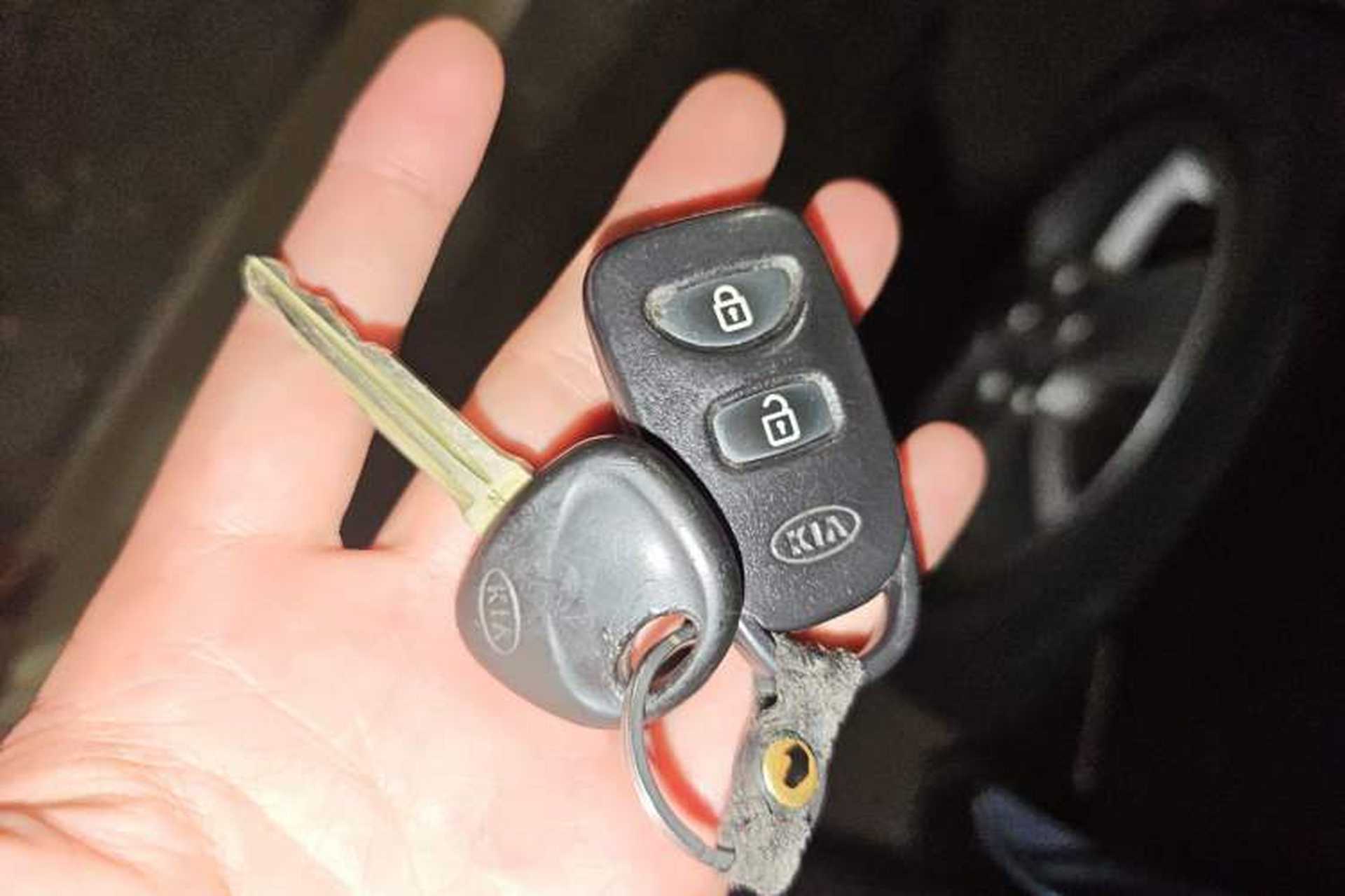 Used Kia Forte 2011 1.6L AT GL Vehicle Key