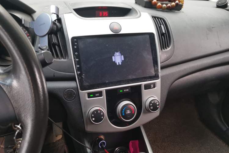 Used Kia Forte 2011 1.6L AT GL Audio And AC Panel
