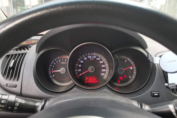 Used Kia Forte 2011 1.6L AT GL Instrument Cluster