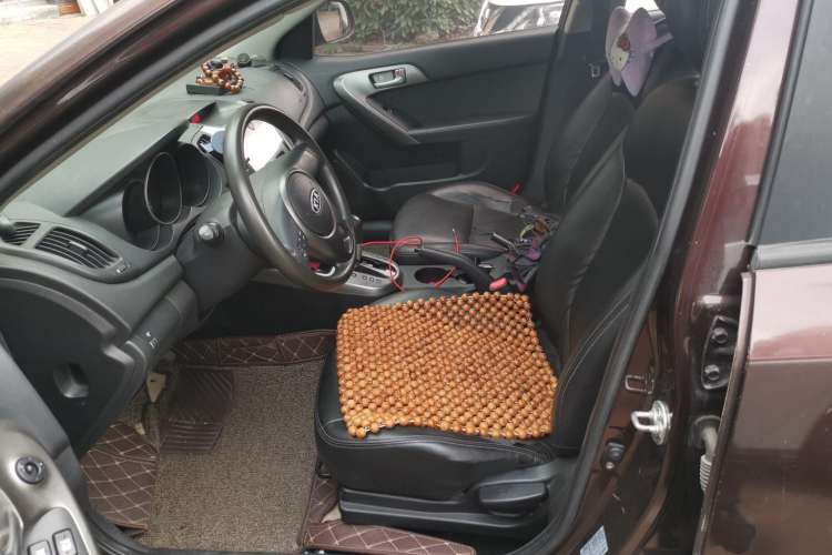 Used Kia Forte 2011 1.6L AT GL Left Front Seat