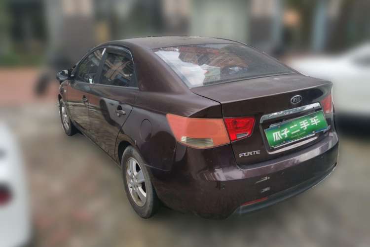 Used Kia Forte 2011 1.6L AT GL Rear Left 45 Deg