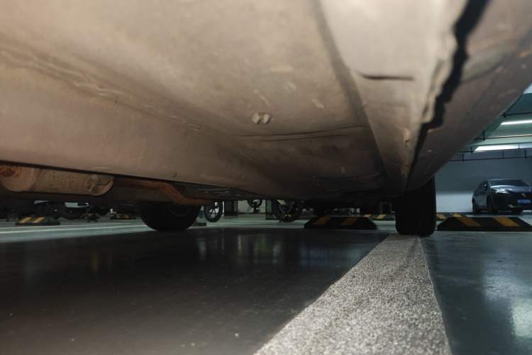 Used Kia Forte 2011 1.6L AT Premium Chassis Front Left