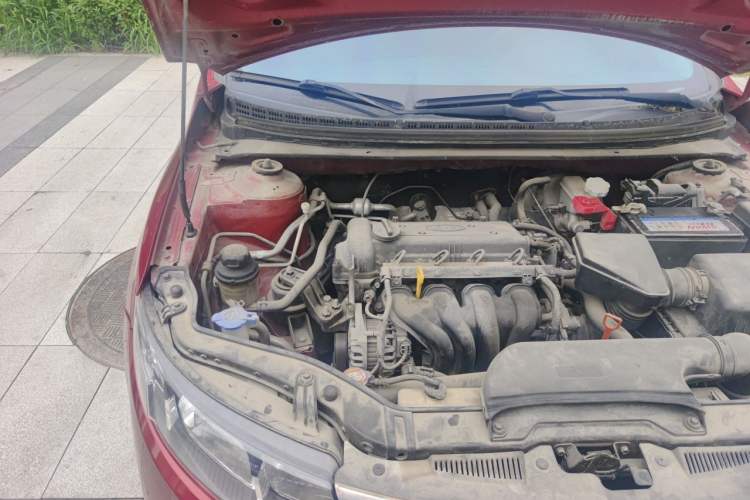 Used Kia Forte 2011 1.6L AT GL Engine Bay Right