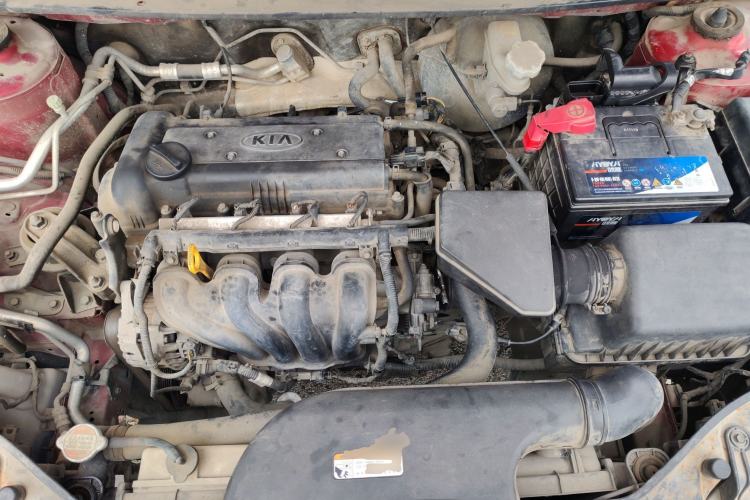 Used Kia Forte 2011 1.6L MT GL Engine Bay