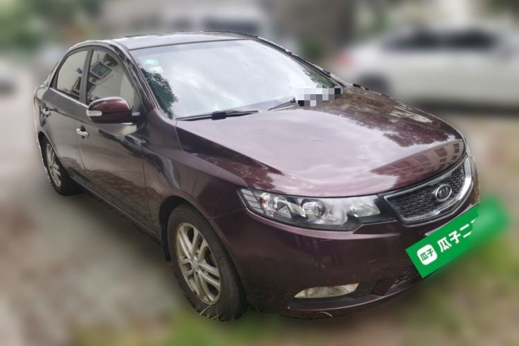 Used Kia Forte 2011 1.6L AT GLS Front Right 45 Deg