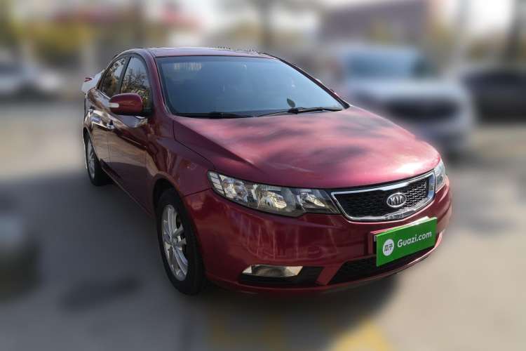 Used Kia Forte 2011 1.6L AT Premium Front Right 45 Deg
