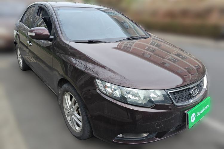 Used Kia Forte 2011 1.6L AT Premium Front Right 45 Deg