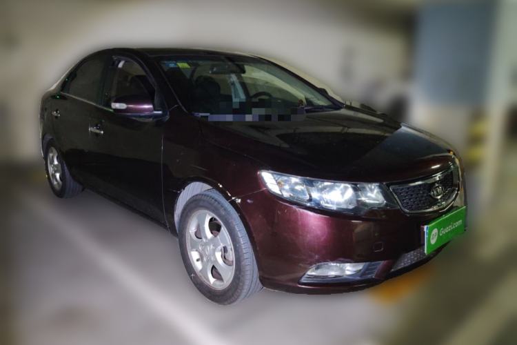 Used Kia Forte 2011 1.6L AT GLS Front Right 45 Deg