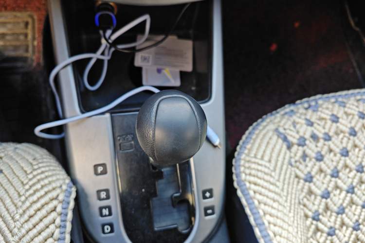Used Kia Forte 2011 1.6L AT GL Gear Lever