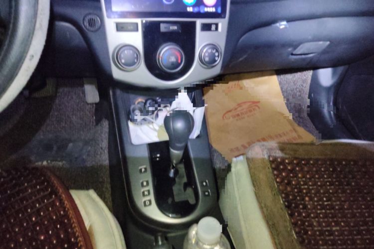 Used Kia Forte 2011 1.6L AT GL Gear Lever