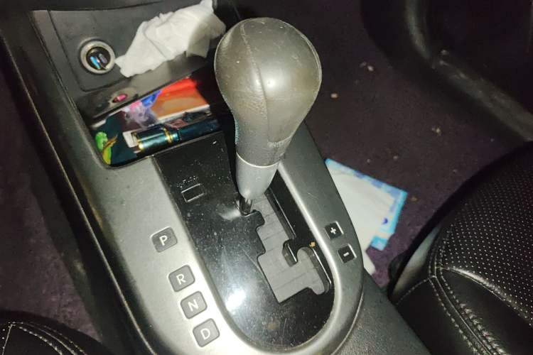 Used Kia Forte 2011 1.6L AT GL Gear Lever