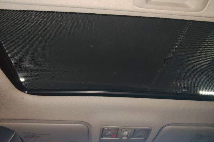 Used Kia Forte 2011 1.6L AT Premium Headliner