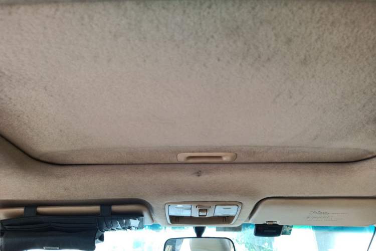 Used Kia Forte 2011 1.6L MT GLS Headliner