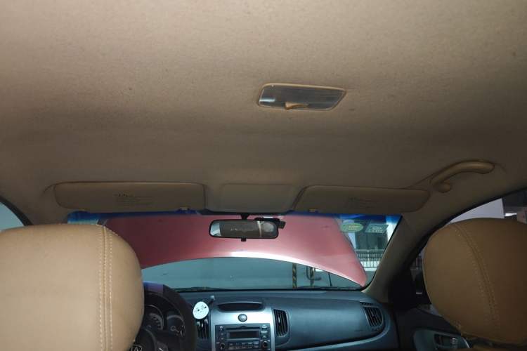 Used Kia Forte 2011 1.6L AT Premium Headliner