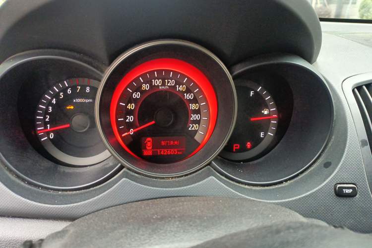 Used Kia Forte 2011 1.6L AT Premium Instrument Cluster