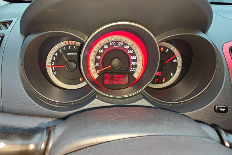 Used Kia Forte 2011 1.6L AT GLS Instrument Cluster