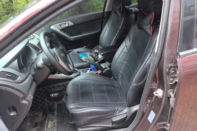 Used Kia Forte 2011 1.6L AT GL Left Front Seat
