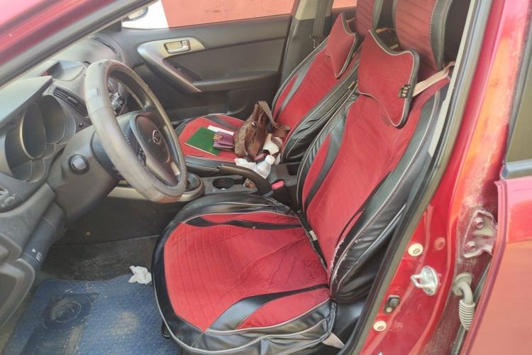 Used Kia Forte 2011 1.6L MT GL Left Front Seat