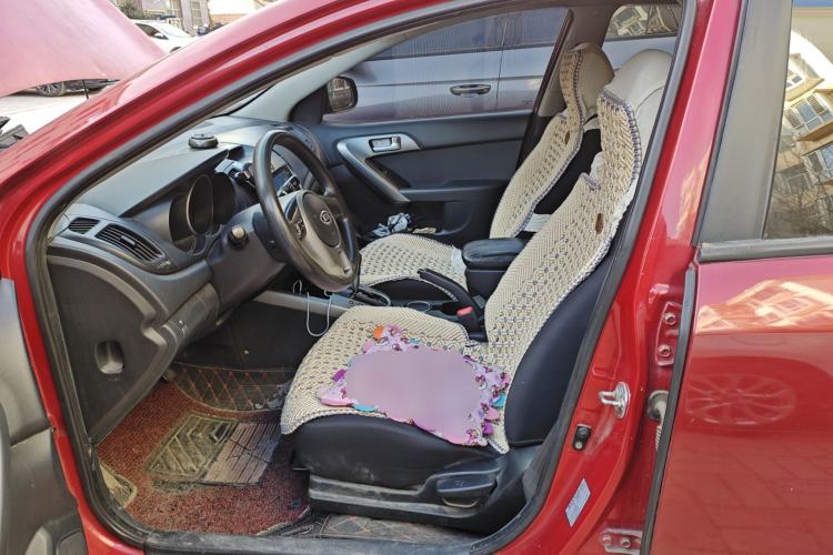 Used Kia Forte 2011 1.6L AT GL Left Front Seat